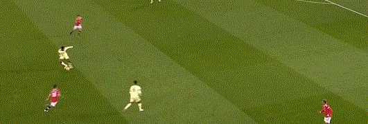 世界杯比赛在线观看平台-【英超】C罗两度超出破800球 曼联3比2逆转阿森纳