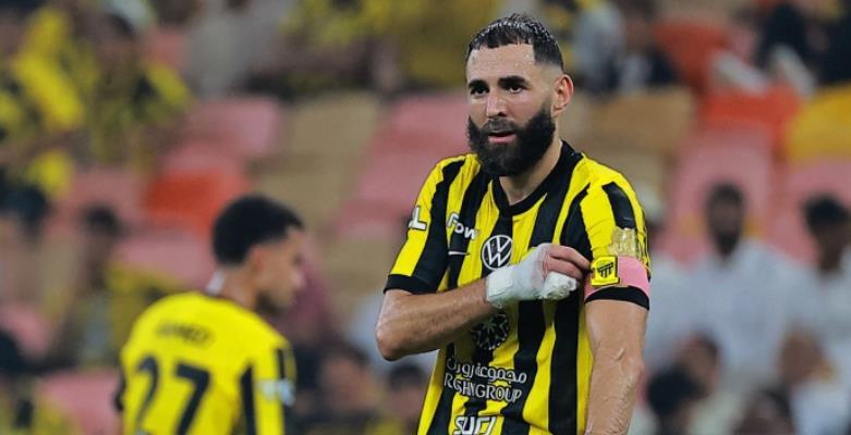 世界杯客户端安装说明-喜讯！15场进9球的葡超锋霸要来中超效力，球迷看好他去上港